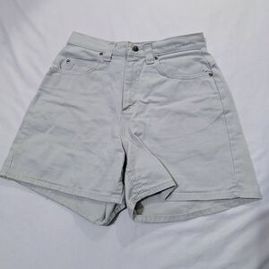 Vintage 90s Authentic Riders by Lee Women's Light Khaki Shorts